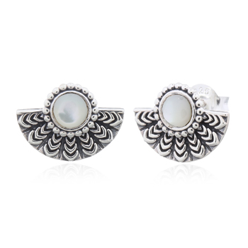 Aretes