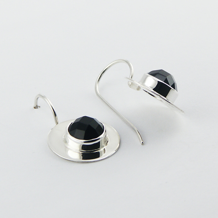 Aretes